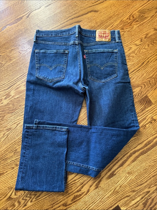 Levi's Other - Levi's 514 Men's Blue Straight Leg Jeans, Classic Back Pocket